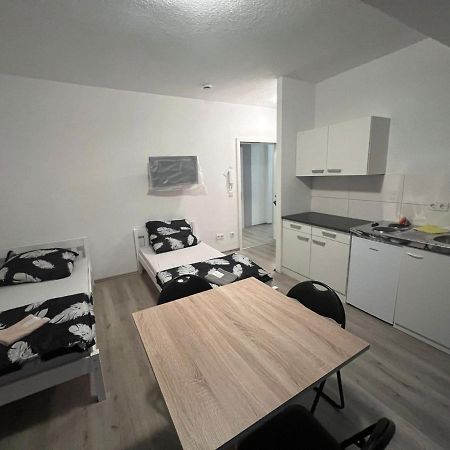 Top Monteurzimmer Duisburg Exteriör bild